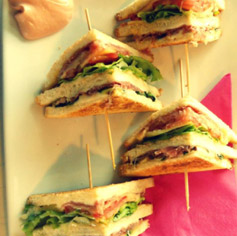 Vieni ad assaporare i nostri speciali Club Sandwich